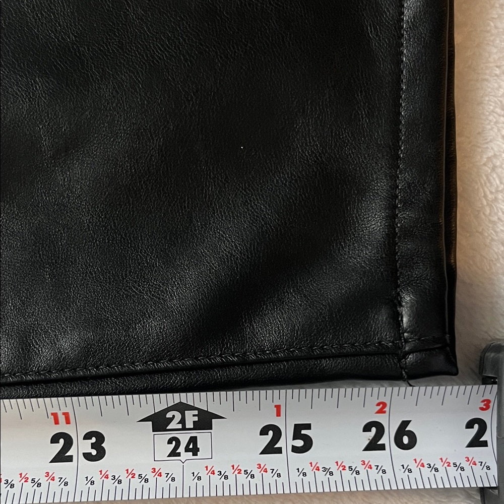 GAP Faux Leather Pants - Picture 5 of 9